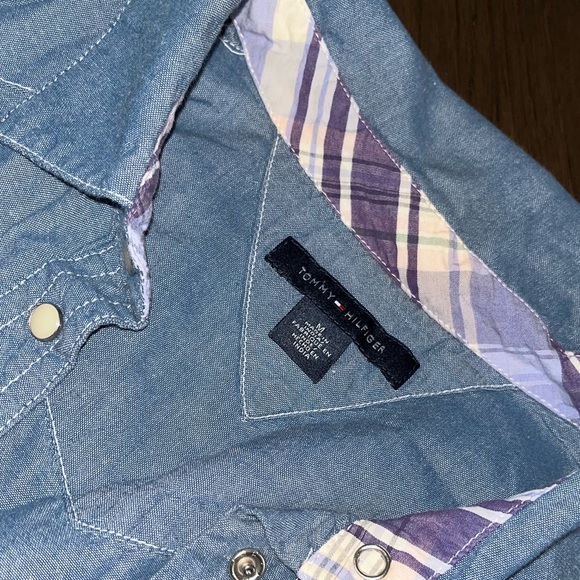 Tommy Hilfiger denim button up - Picture 2 of 4
